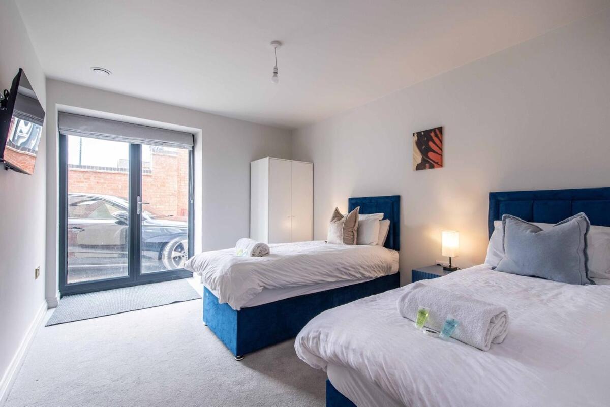 High-end Flat Near Centre *
